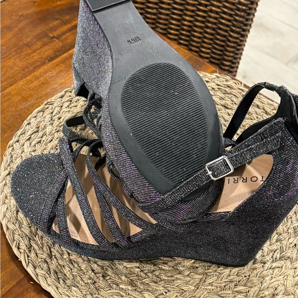 Torrid Strappy & sparkle wedge Size 13 WW - Picture 3 of 3